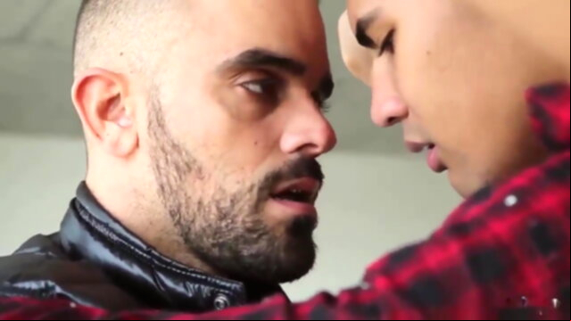 Muscle Gay Porn